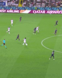 热刺反击！理查利森弧顶远射，可惜太正被舍瓦利耶单掌扑出